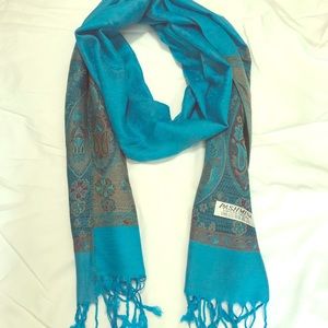 Pashmina scarf